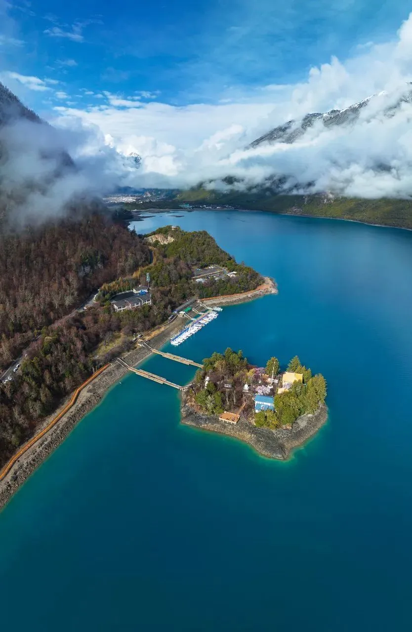 How to pick up girls on dating apps?